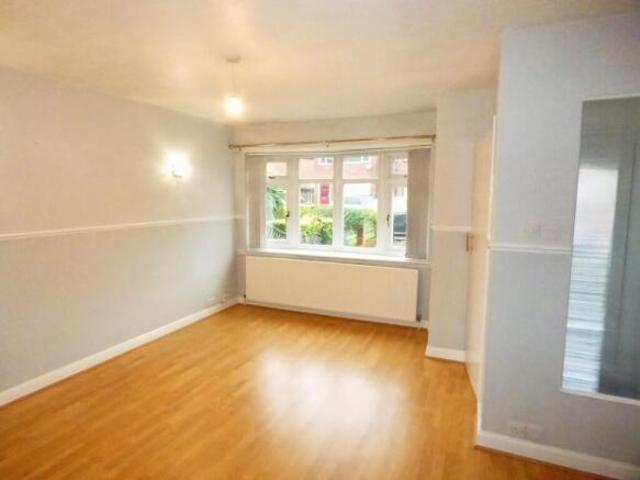 Townhouse for sale in Armley, West Yorkshire
