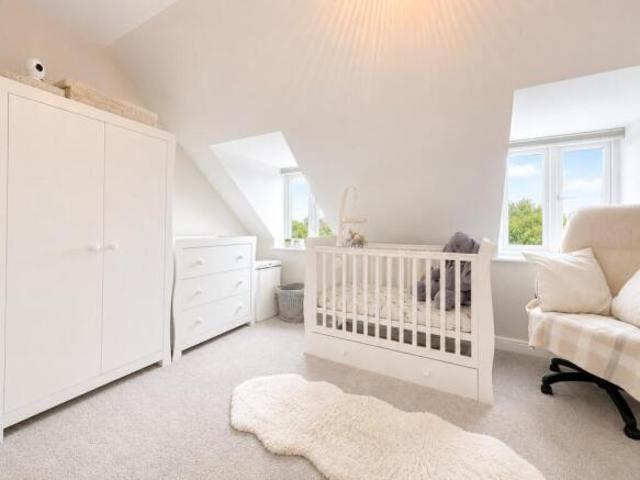 Townhouse for sale in Gowerton, Wales