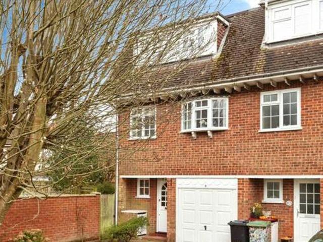 House for sale in Hawkenbury, Sandown Park