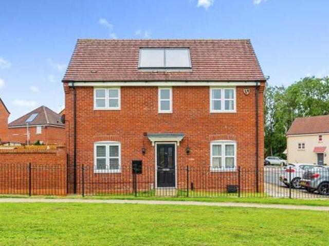House for sale in Wellingborough, North Northamptonshire