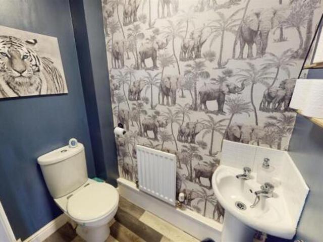 Townhouse for sale in West Yorkshire