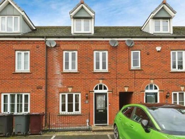 House for sale in Lyons, Greater London