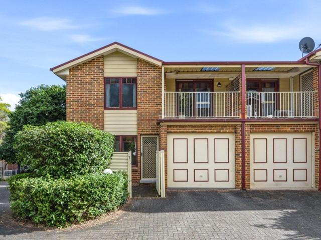 Townhouse for sale in Sydney, New South Wales