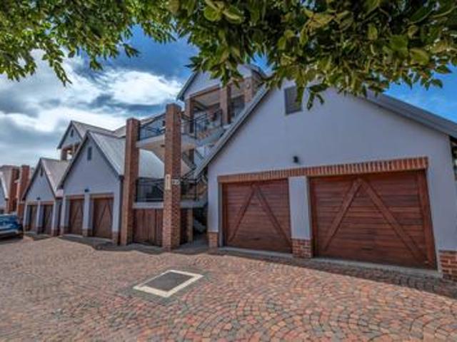Apartment for sale in Waterkloof, Gauteng