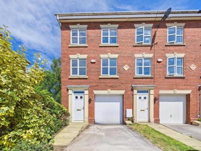 House for rent in Gathurst, Wigan