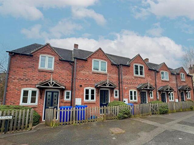 Apartment for rent in Winshill, Beamhurst