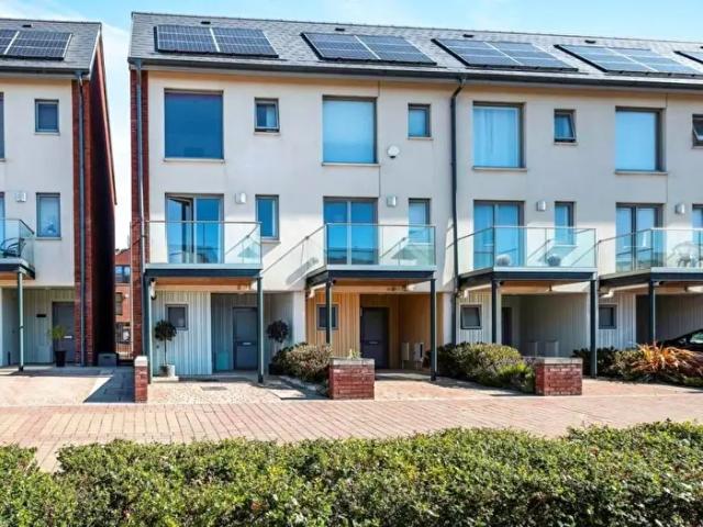 Apartment for rent in SA1 Swansea Waterfront, Swansea