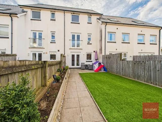Apartment for rent in Pentre-chwyth, Swansea