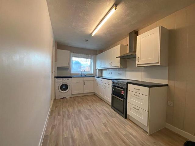 Apartment for rent in Stocking Farm, Old Wharf