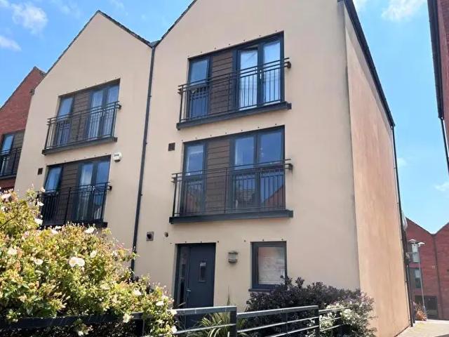 Apartment for rent in SA1 Swansea Waterfront, Nangreaves