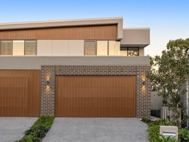 Townhouse for sale in Sanctuary Cove
