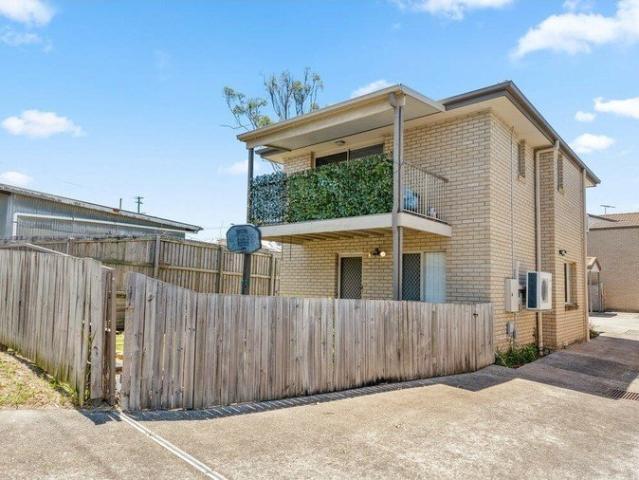 Townhouse for sale in Churchill, Greater Brisbane