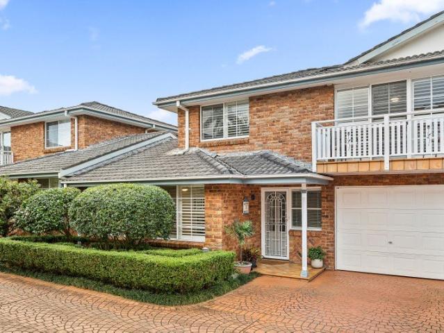 Townhouse for sale in Sutherland, New South Wales