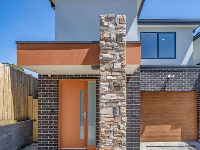 Townhouse for rent in Camerons Creek, Victoria