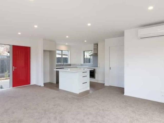 Townhouse for rent in Spreydon, Canterbury