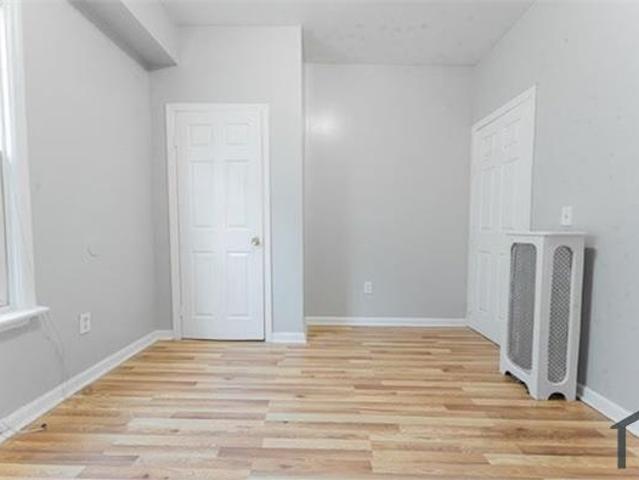 Townhouse for rent in East Orange