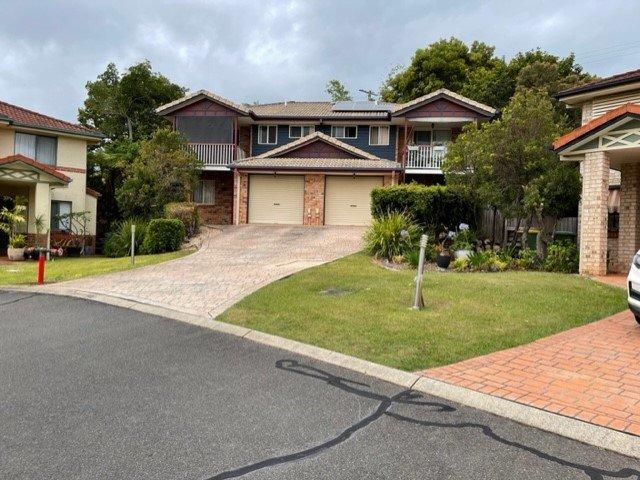 Townhouse for rent in Ormiston, Greater Brisbane