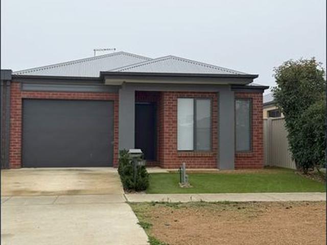 House for rent in Yarrawonga, Victoria