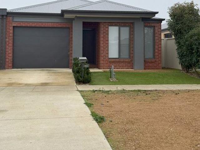 House for rent in Yarrawonga, Victoria