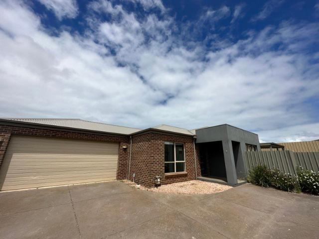 Townhouse for rent in Warrnambool, Victoria