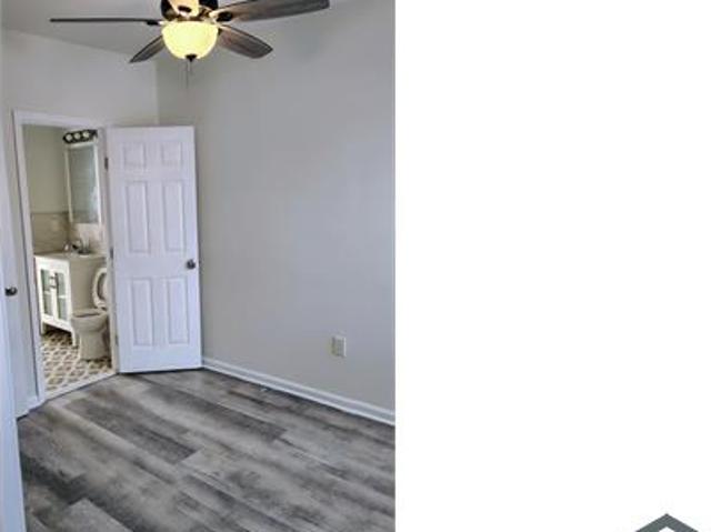 Townhouse for rent in Philadelphia