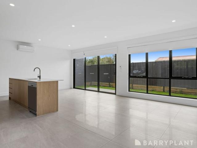 Townhouse for rent in Camerons Creek, Victoria