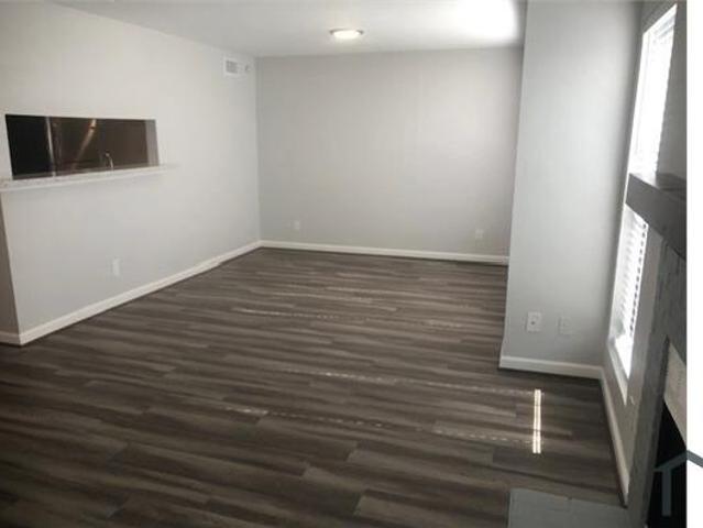 Townhouse for rent in Houston