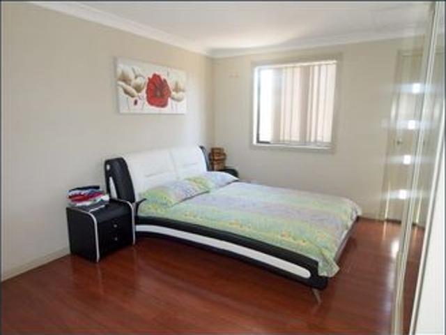 Townhouse for rent in Sydney, New South Wales