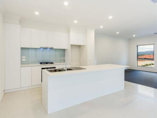 Townhouse for rent in Camerons Creek, Victoria