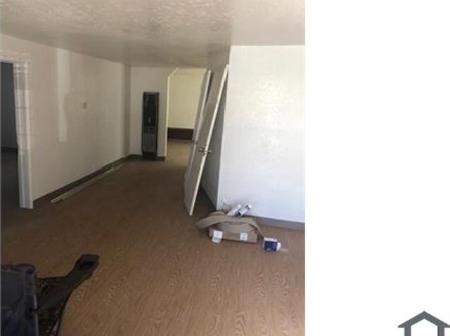 Townhouse for rent in Oakland