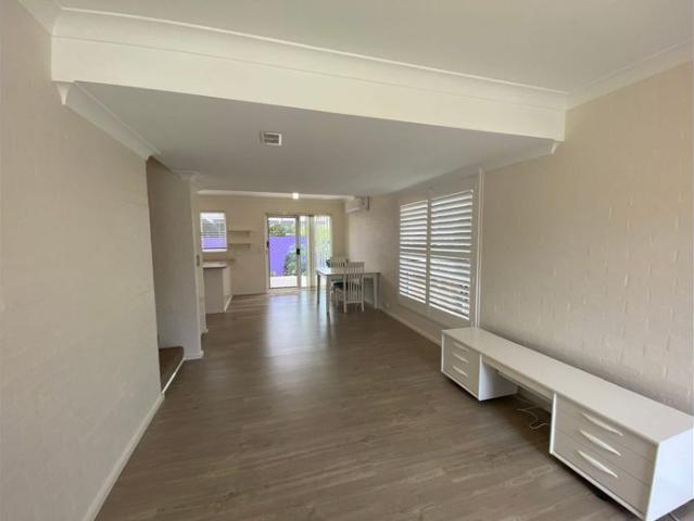 Townhouse for rent in Fernbrook, Queensland