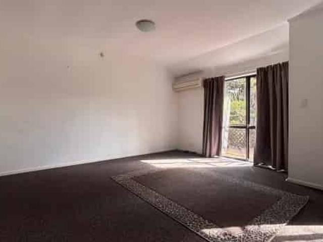 Townhouse for rent in Matata, Wellington