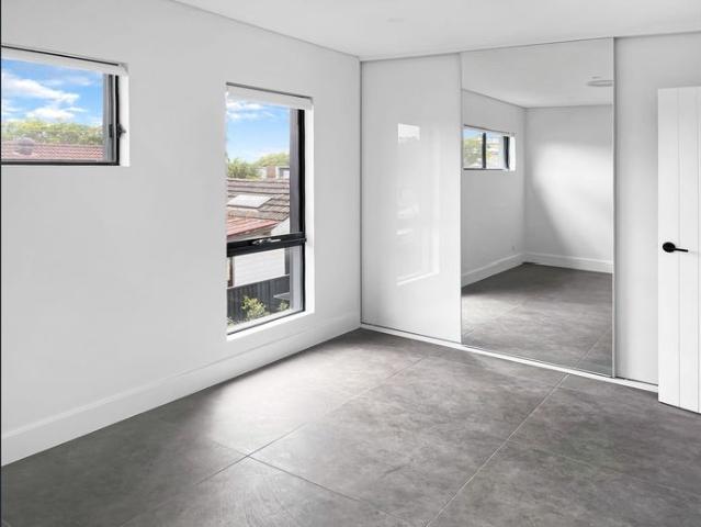 Townhouse for rent in Sutherland, New South Wales