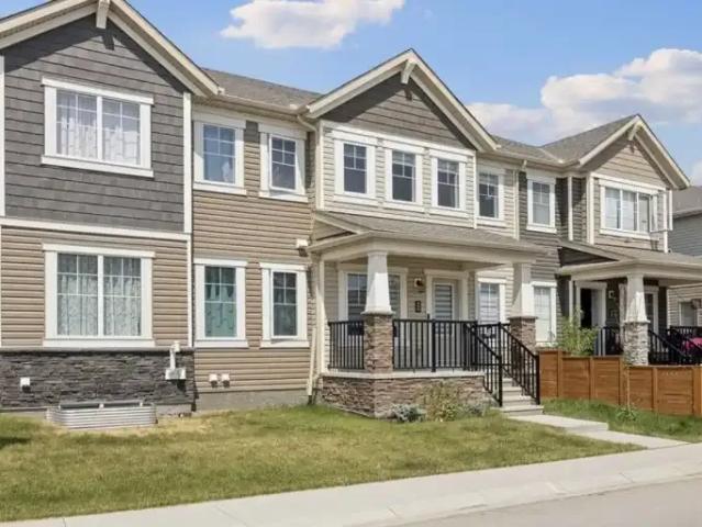 Townhouse for rent in Airdrie, Alberta