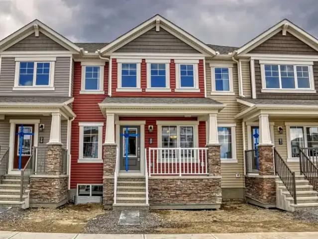 Townhouse for rent in Airdrie, Alberta
