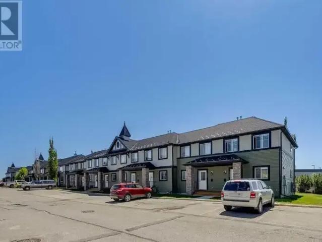 Townhouse for rent in Airdrie, Alberta