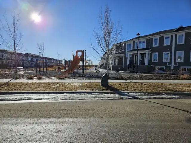 Townhouse for rent in Airdrie, Alberta
