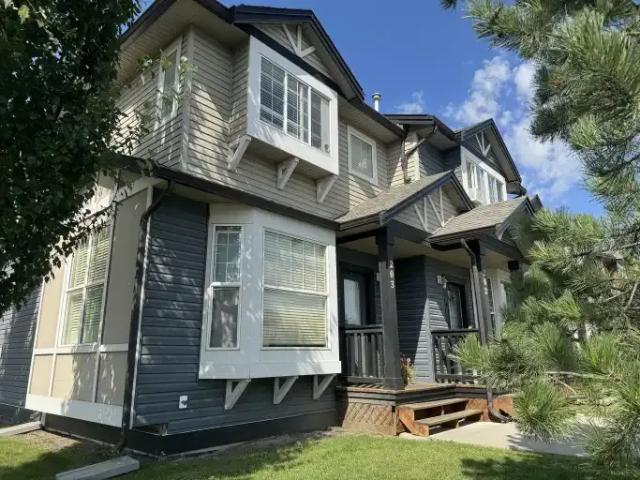 Townhouse for rent in Airdrie, Alberta