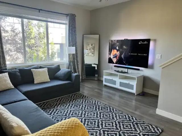 Townhouse for rent in Airdrie, Alberta