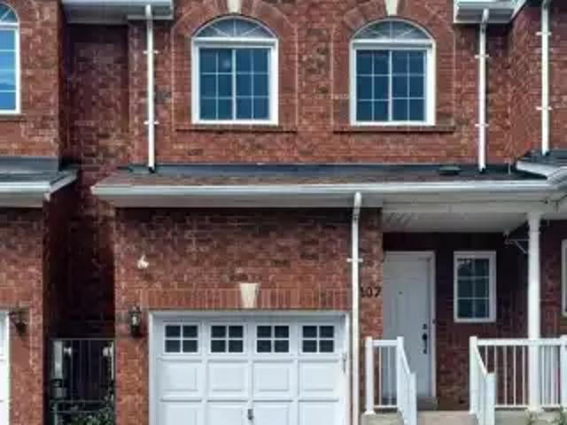 Townhouse for rent in Durham, Ontario