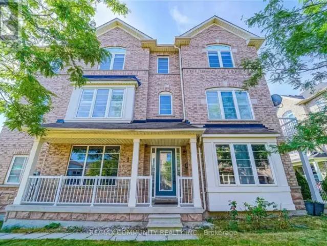 Townhouse for rent in Durham, Ontario