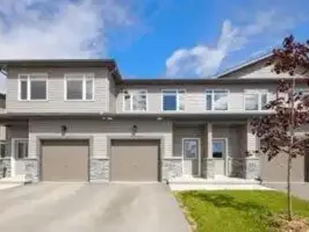 Townhouse for rent in Renfrew, Ontario