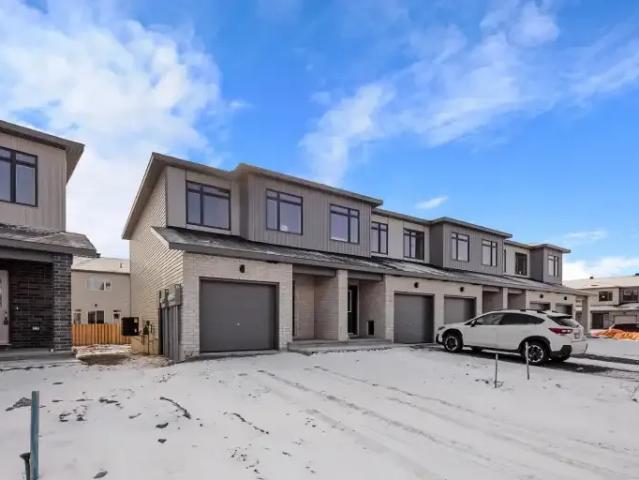 Townhouse for rent in Renfrew, Ontario