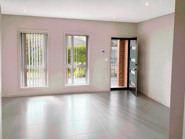 Townhouse for rent in Sydney, New South Wales