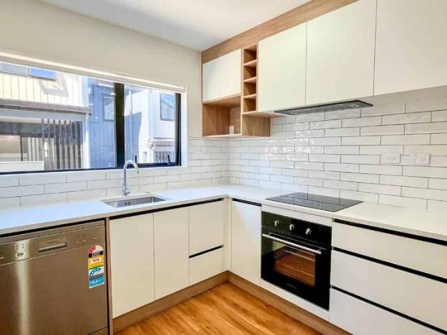 Townhouse for rent in Glen Innes