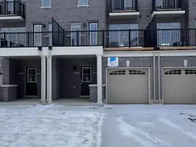 Townhouse for rent in Caledon, Ontario