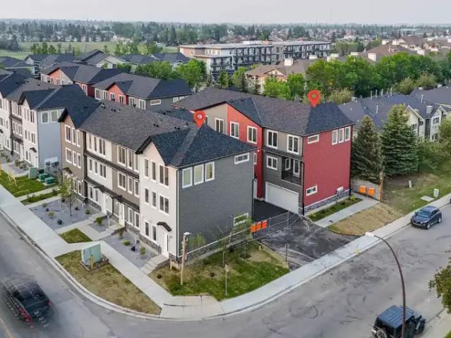 Townhouse for rent in Northwest, Alberta