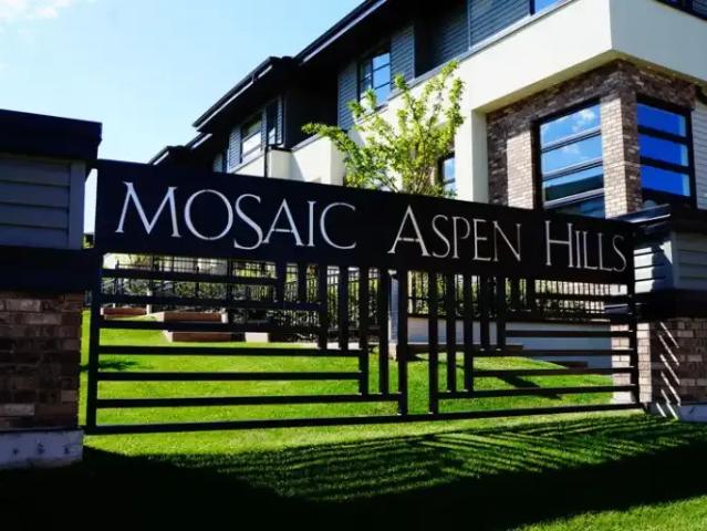 Townhouse for rent in Northwest, Alberta