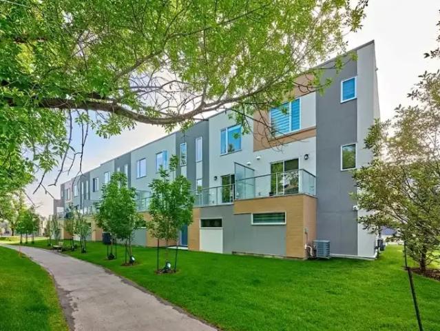 Townhouse for rent in Northwest, Alberta