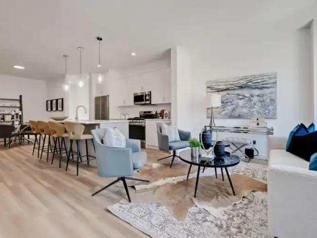 Townhouse for rent in Northwest, Alberta
